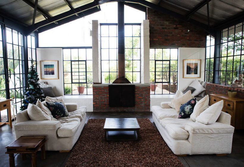 بنسيون Essere Lodge