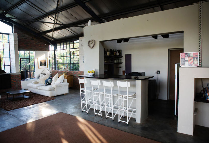 بنسيون Essere Lodge