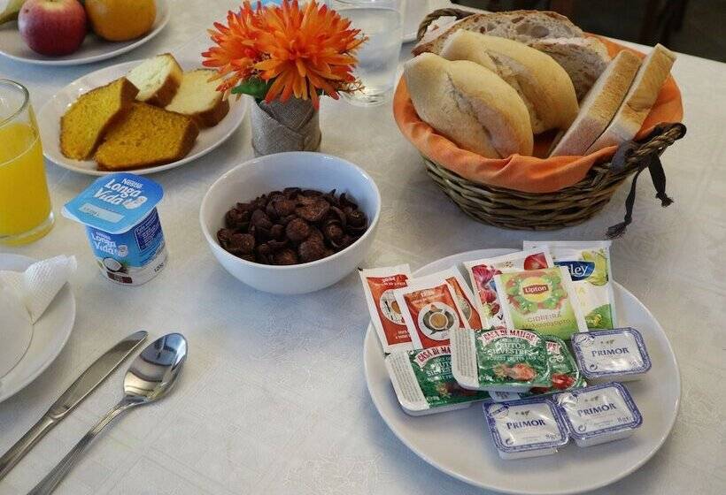 بنسيون Cantinho Das Oliveiras