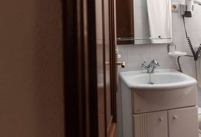 بنسيون Cantinho Das Oliveiras