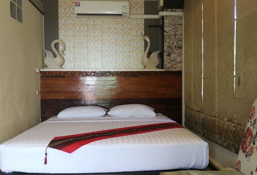 펜션 Lanta Mattia Bungalows And Resort