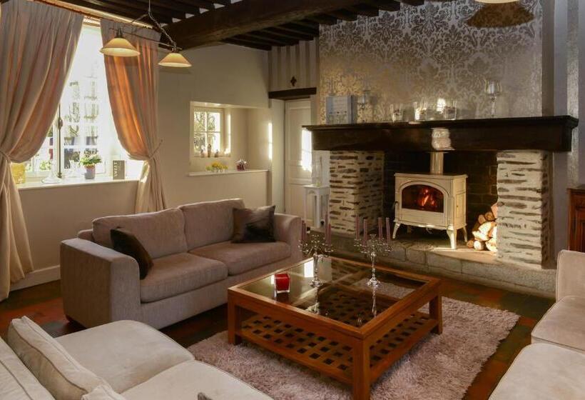 膳宿费 Le Manoir De Herouville