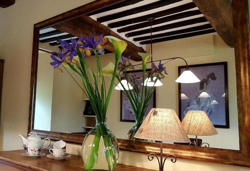 膳宿费 Le Manoir De Herouville