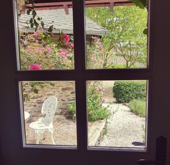 膳宿费 Le Manoir De Herouville