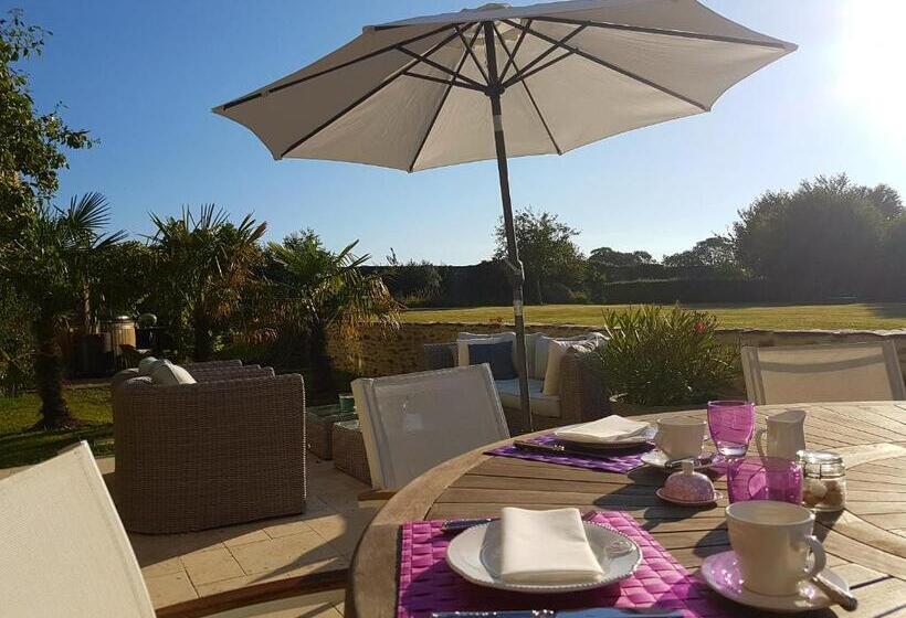 膳宿费 Le Manoir De Herouville