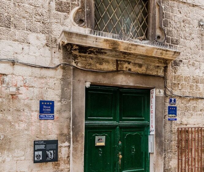 膳宿费 Palace Tartaglia