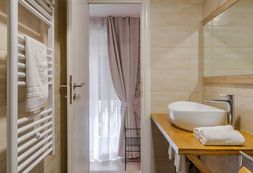 膳宿费 Palace Tartaglia