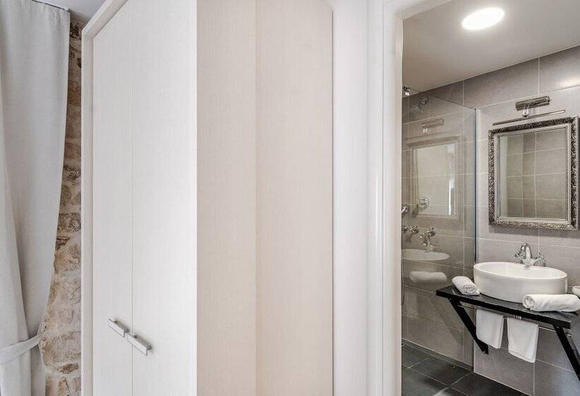 膳宿费 Palace Tartaglia