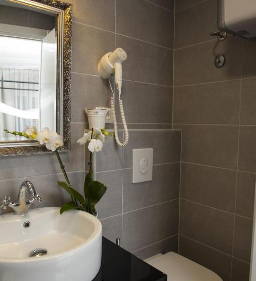 膳宿费 Palace Tartaglia