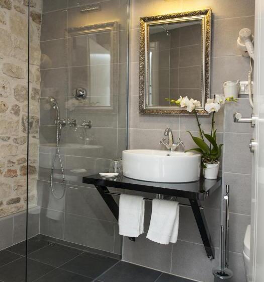 膳宿费 Palace Tartaglia