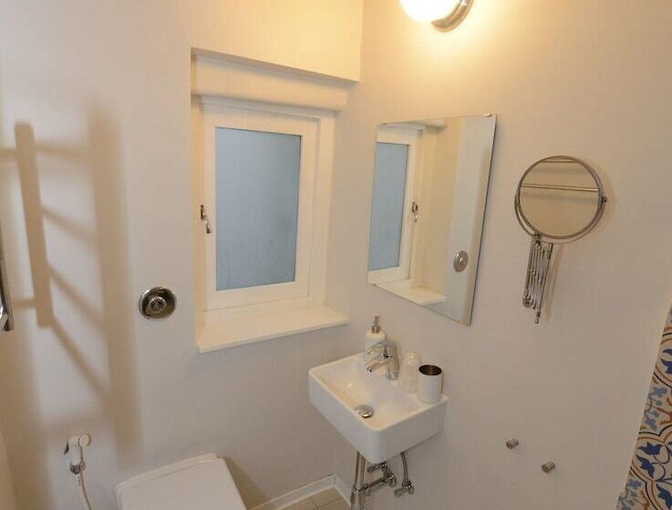 پانسیون Paulos Valletta