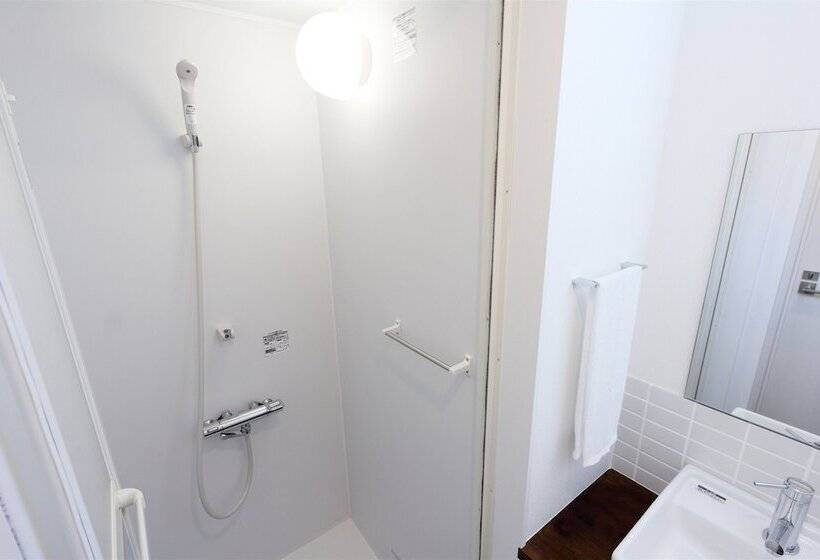 Shonan Enoshima Seaside Guest House – Hostel