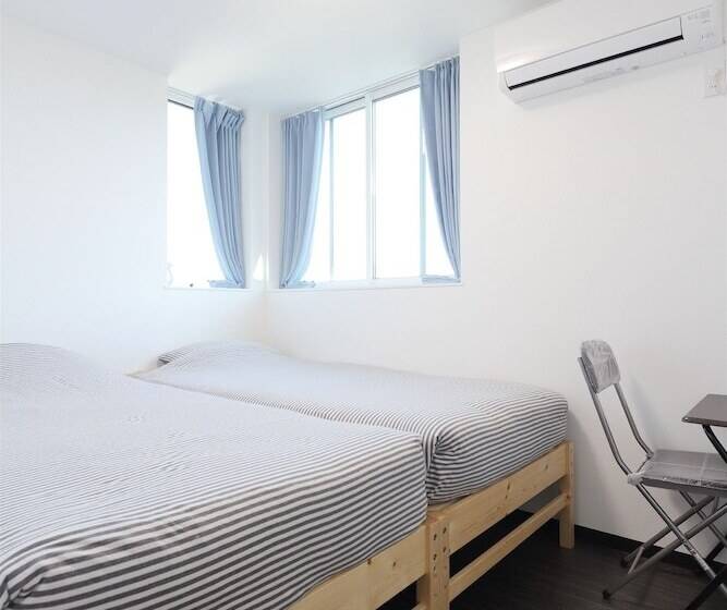 Shonan Enoshima Seaside Guest House – Hostel