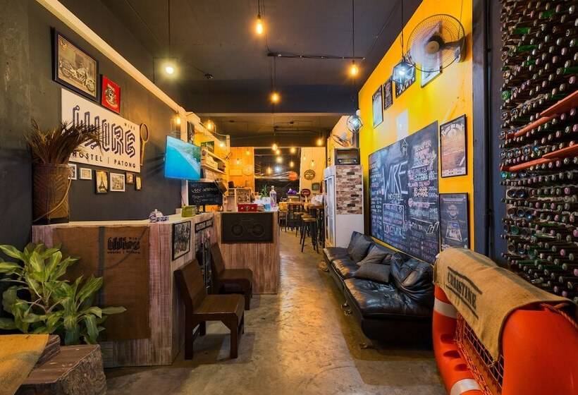 Wire Hostel Patong