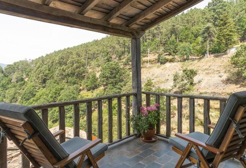 הוסטל Cerdeira  Home For Creativity