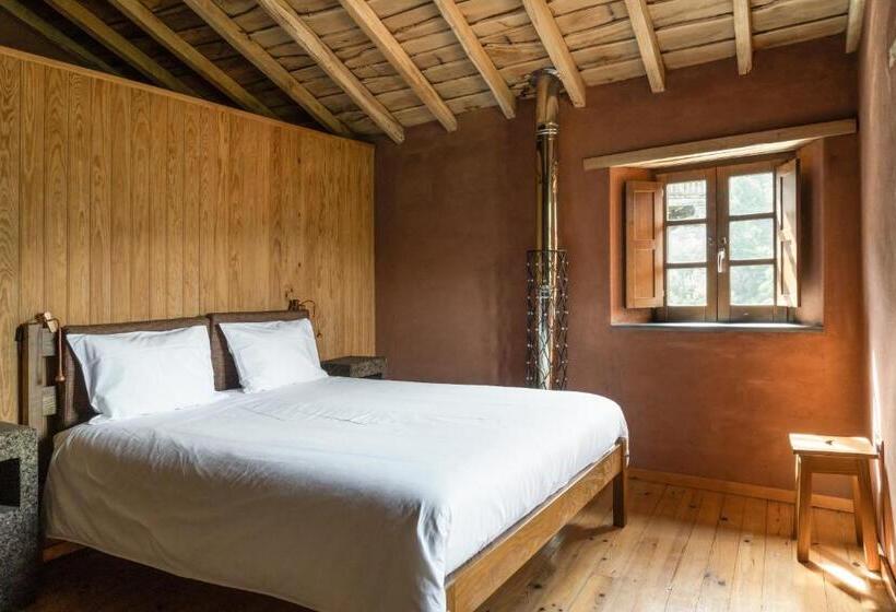 הוסטל Cerdeira  Home For Creativity