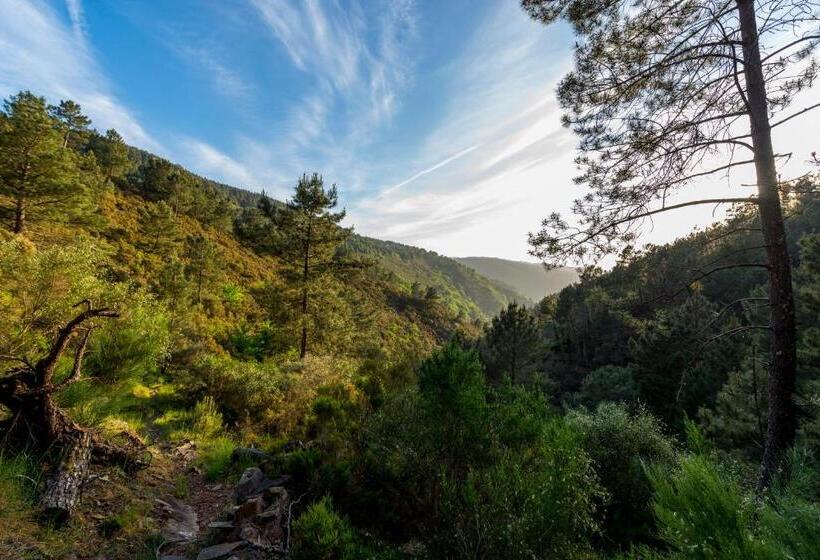 הוסטל Cerdeira  Home For Creativity