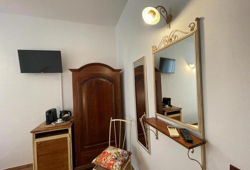 تختخواب و صبحانه Ai Dammusi Rooms