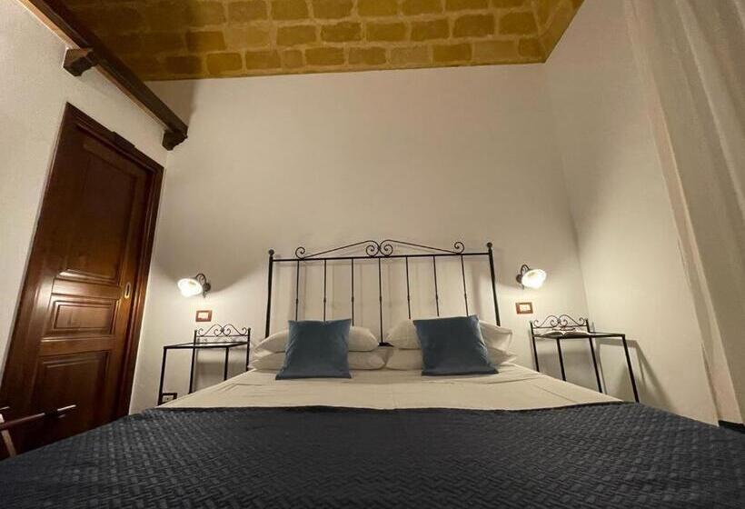 تختخواب و صبحانه Ai Dammusi Rooms
