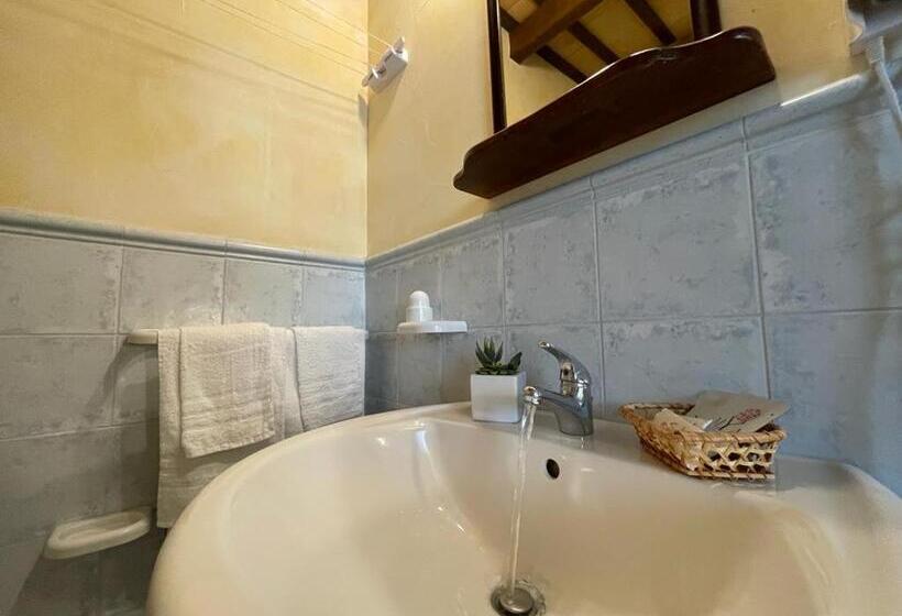 تختخواب و صبحانه Ai Dammusi Rooms