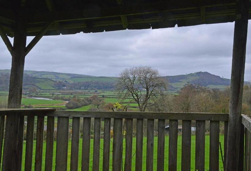 ベッドアンドブレックファースト Bryn Hebog