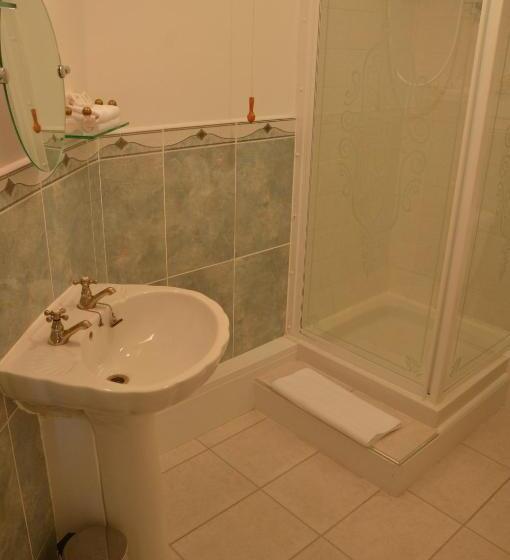 ベッドアンドブレックファースト Bryn Hebog