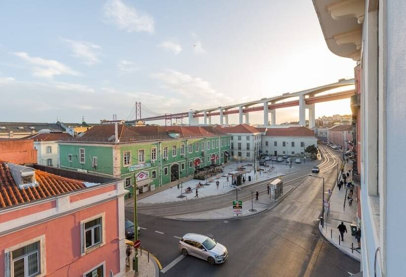 تختخواب و صبحانه C&o Guest House Lisbon