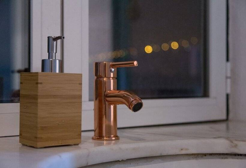 تختخواب و صبحانه C&o Guest House Lisbon