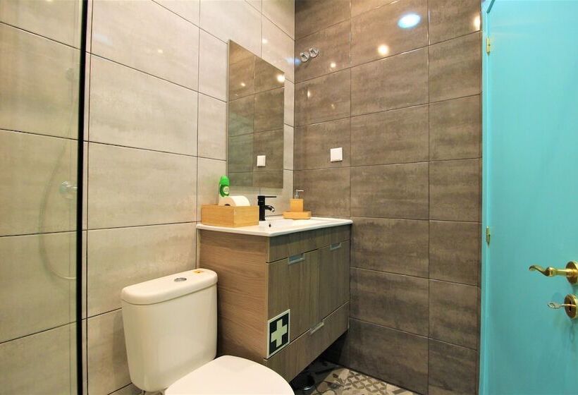 تختخواب و صبحانه C&o Guest House Lisbon