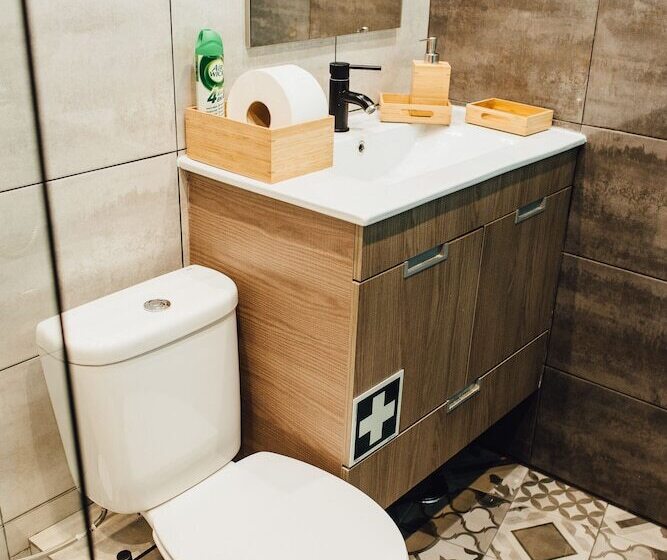 تختخواب و صبحانه C&o Guest House Lisbon