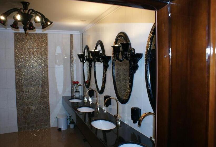 مبيت وإفطار Guest Accommodation Atrium Gulin