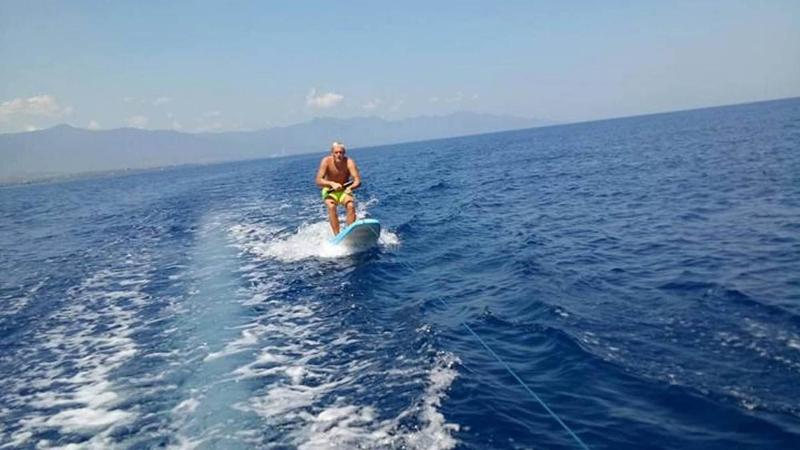 צימר Lovina Central Hostel