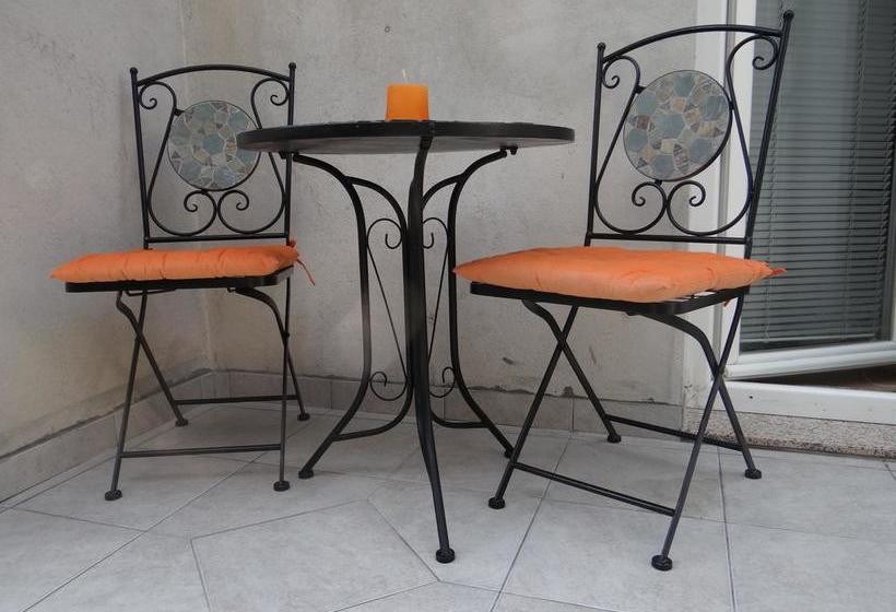 مبيت وإفطار Room Josip