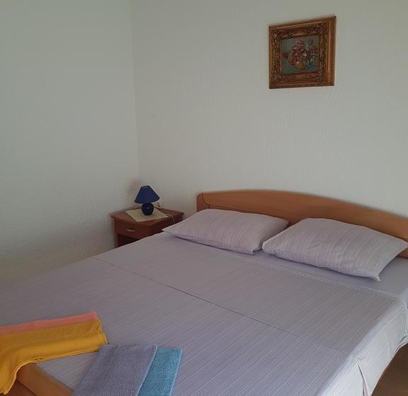 Bed and Breakfast Room Josip