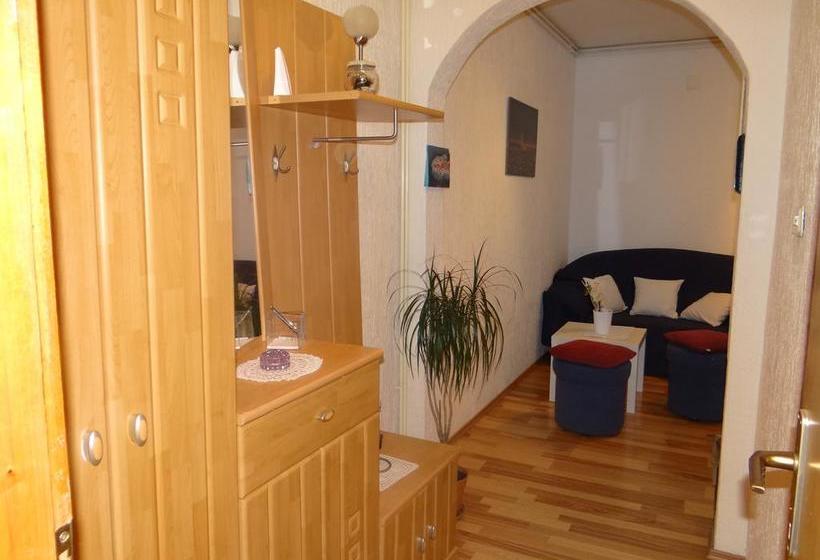 Bed and Breakfast Room Josip