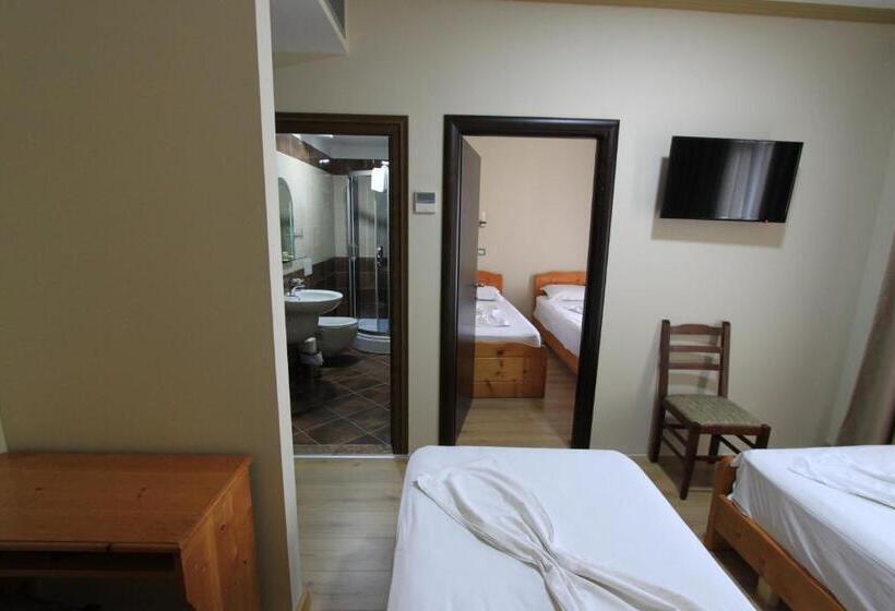 مبيت وإفطار Panorama Hotel Central