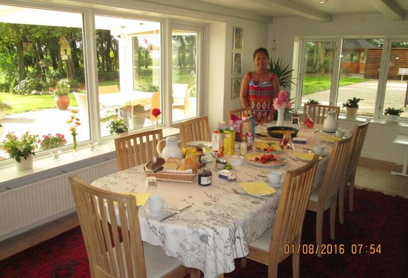 Хостел Bakkegården Homestay