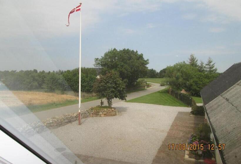 Хостел Bakkegården Homestay