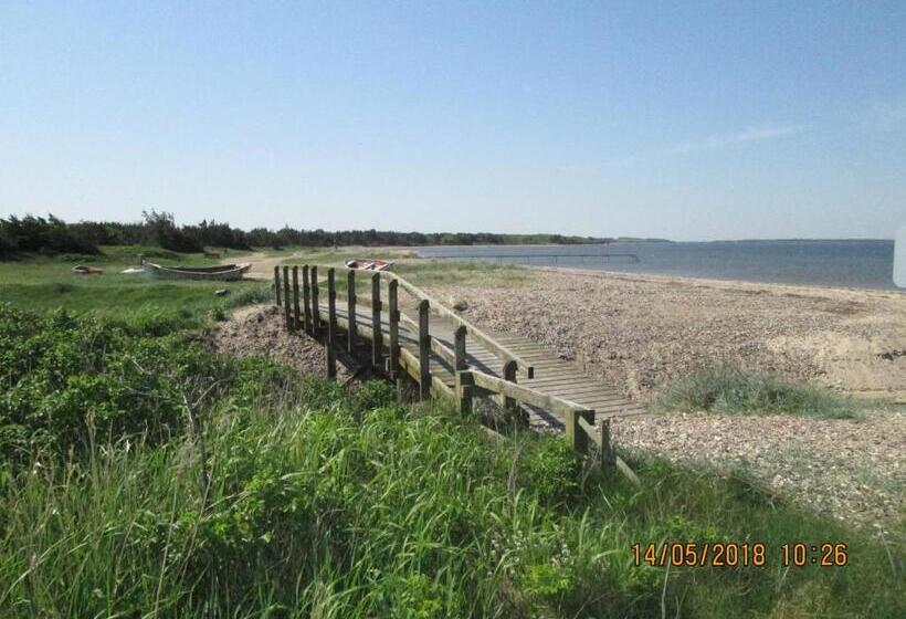 Хостел Bakkegården Homestay