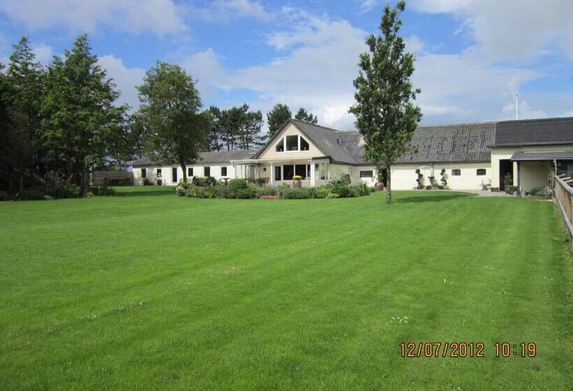 Хостел Bakkegården Homestay