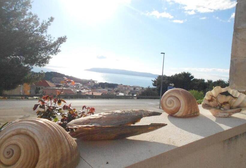 여관 Pansion Komfor Moča