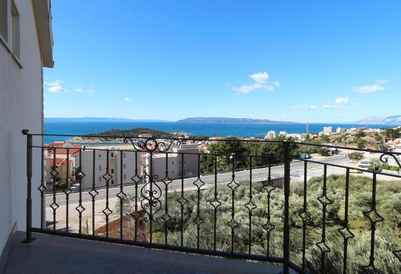 여관 Pansion Komfor Moča