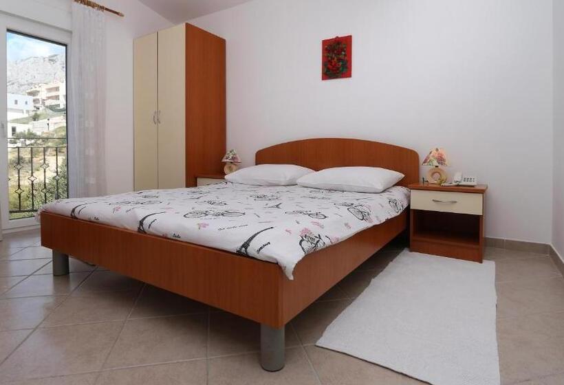 여관 Pansion Komfor Moča