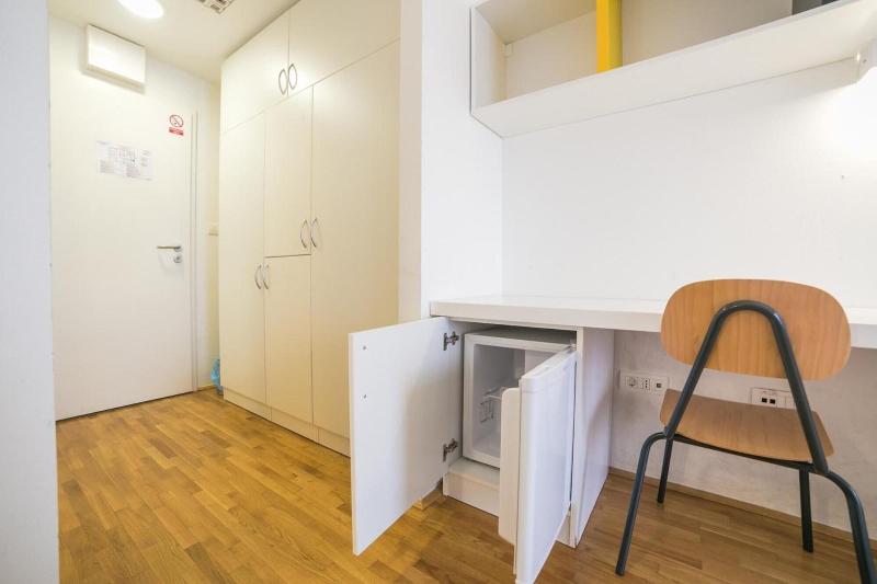 Rooms Dr. Franjo Tuđman   Hostel