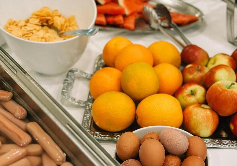 Rooms Dr. Franjo Tuđman   Hostel