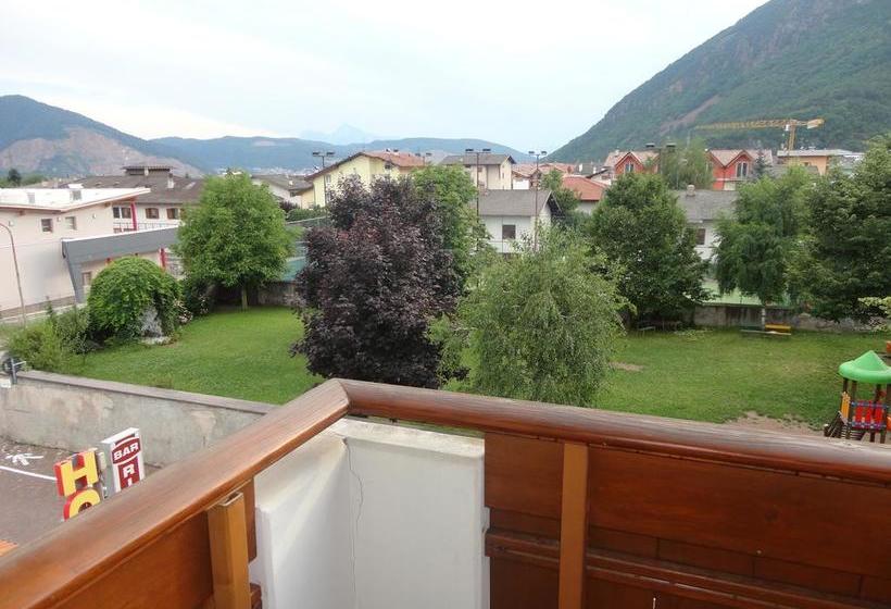 בית מלון כפרי Al Caminetto