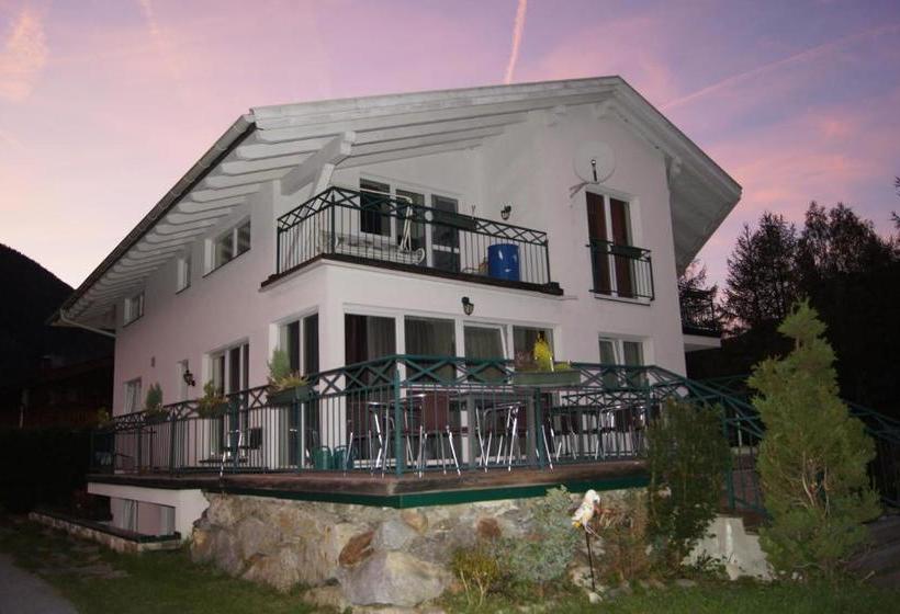 فندق Alpenflora, Haus