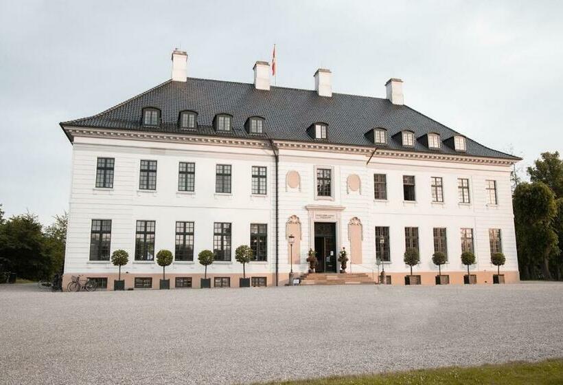 בית מלון כפרי Bernstorff Castle