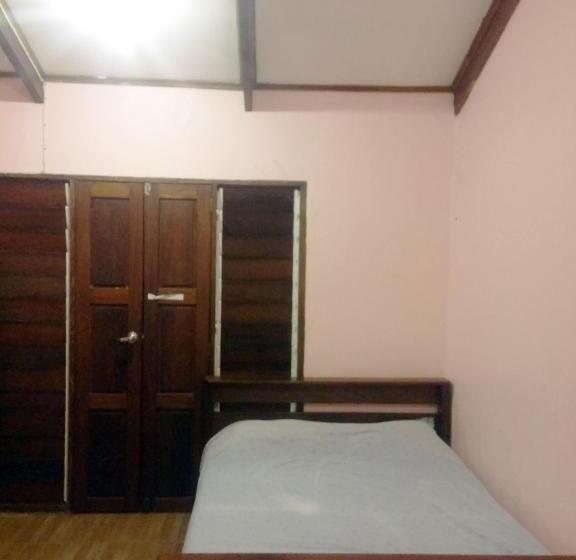 هتل Bluepango Guest House