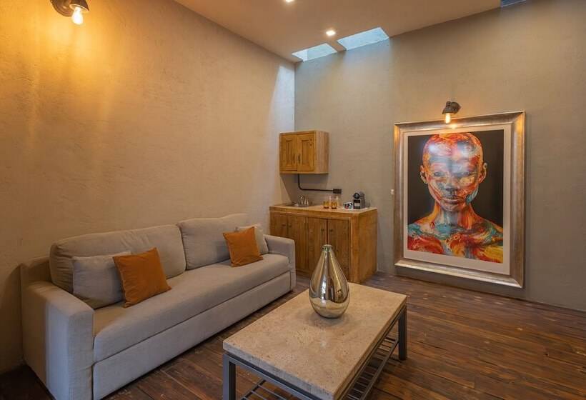 هتل Casa Andreu